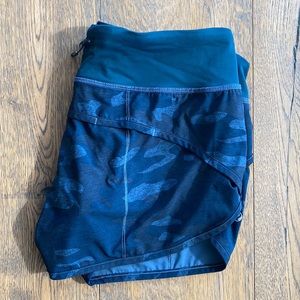 Lululemon Speed Up Low Rise Short 2.5”